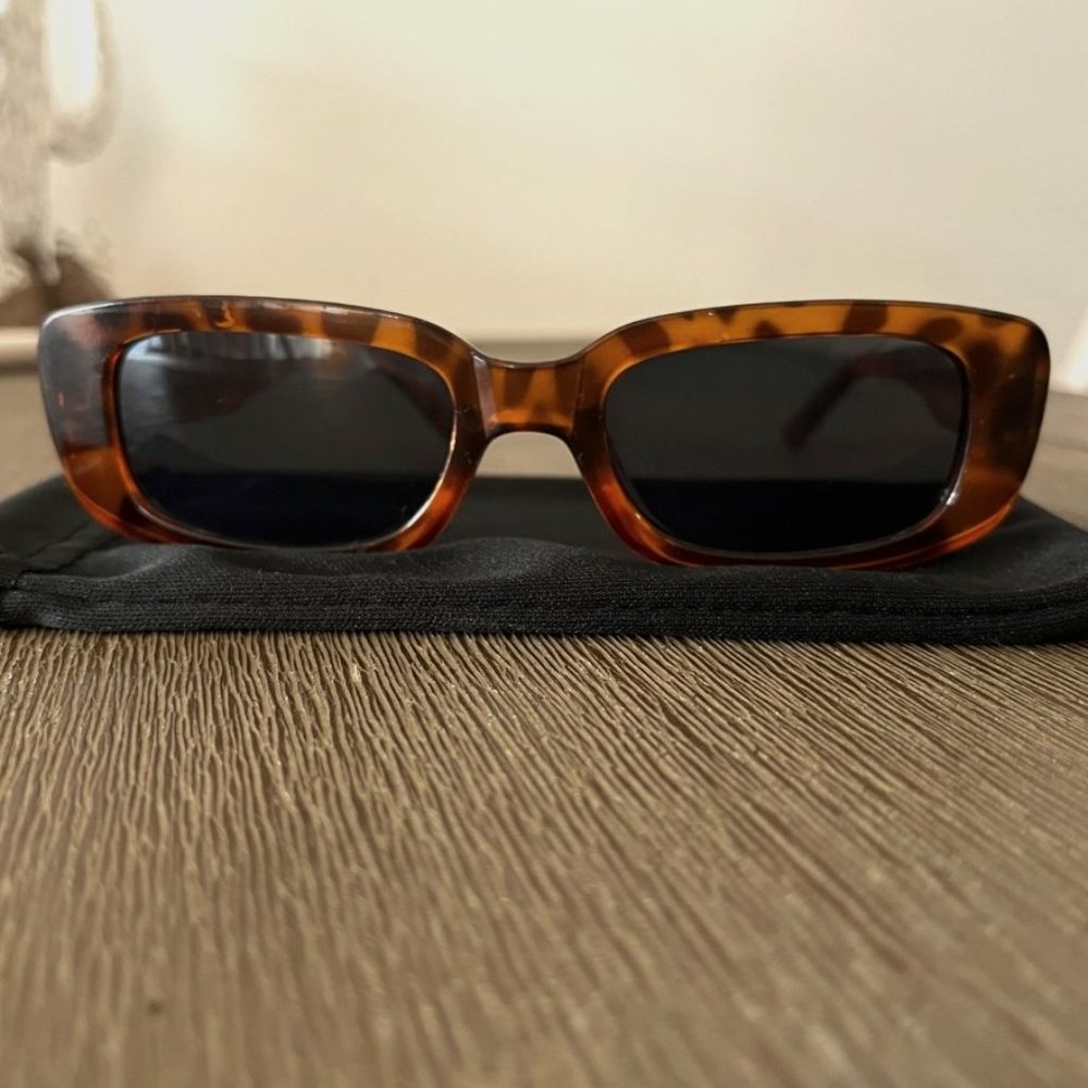 Sunglasses - rectangle, tortoiseshell